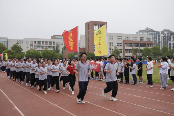 c989e1de38a54c6bb49e9ff9ff6df956.jpg