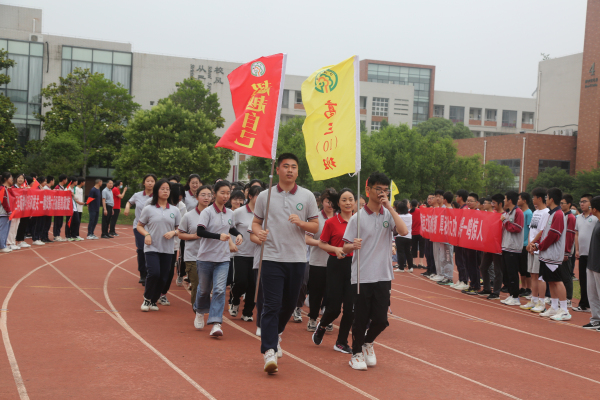 ef46ab2533d64d98b2a777068ccc4812.jpg